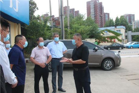 �м�ί��ί��פ�ڶ�ʮһ�ͼ����鵽������˾����������ҵ����չ���߶��鹤��